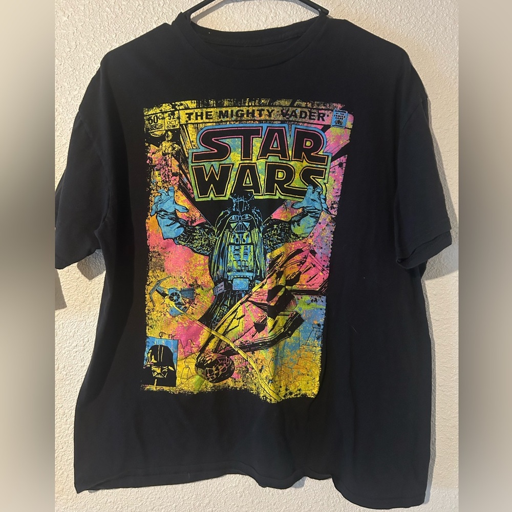 the mighty Vader official star wars t shirt XL can fit large